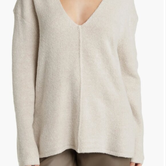 RDI Mossy V-Neck Sweater - Cream - Picture 1 of 6